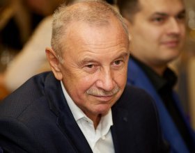Lucie Urválková, místopředsedkyně představenstva a finanční ředitelka UNIQA Group (100)